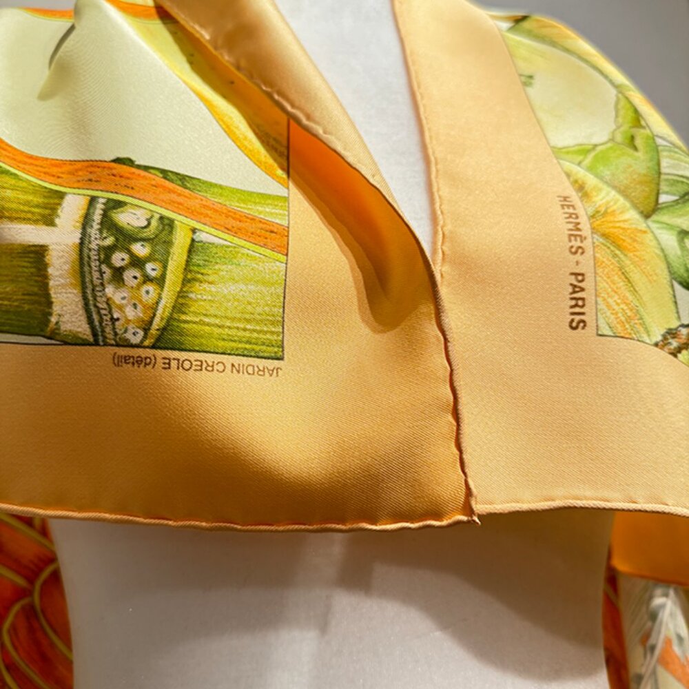 HERMES JARDIN CREOLE Carre 90. Jardin Creole Hermes silk scarf (100% silk) - Picture 4 of 6